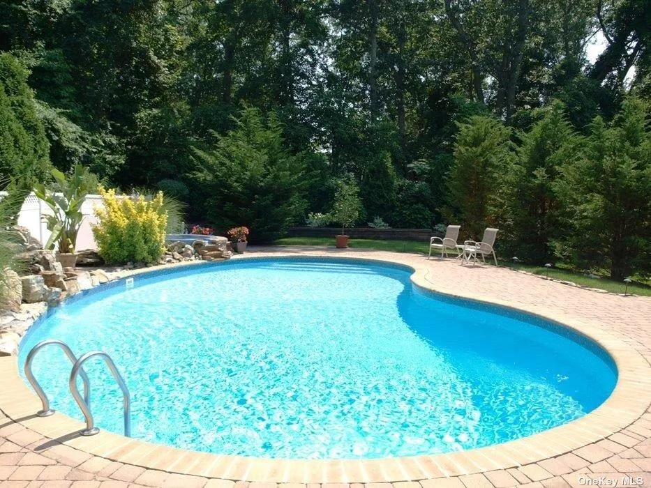 355 Windjammer Drive Southold, NY 11971