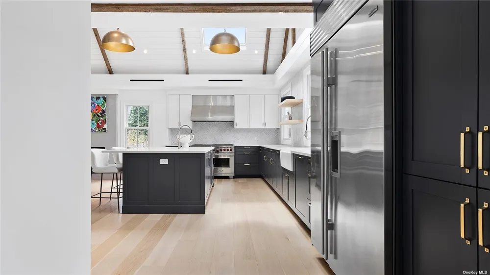 81 Skimhampton East Hampton, NY 11937