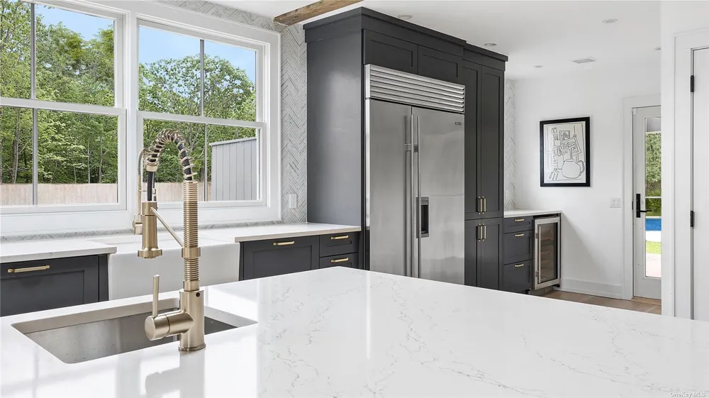 81 Skimhampton East Hampton, NY 11937
