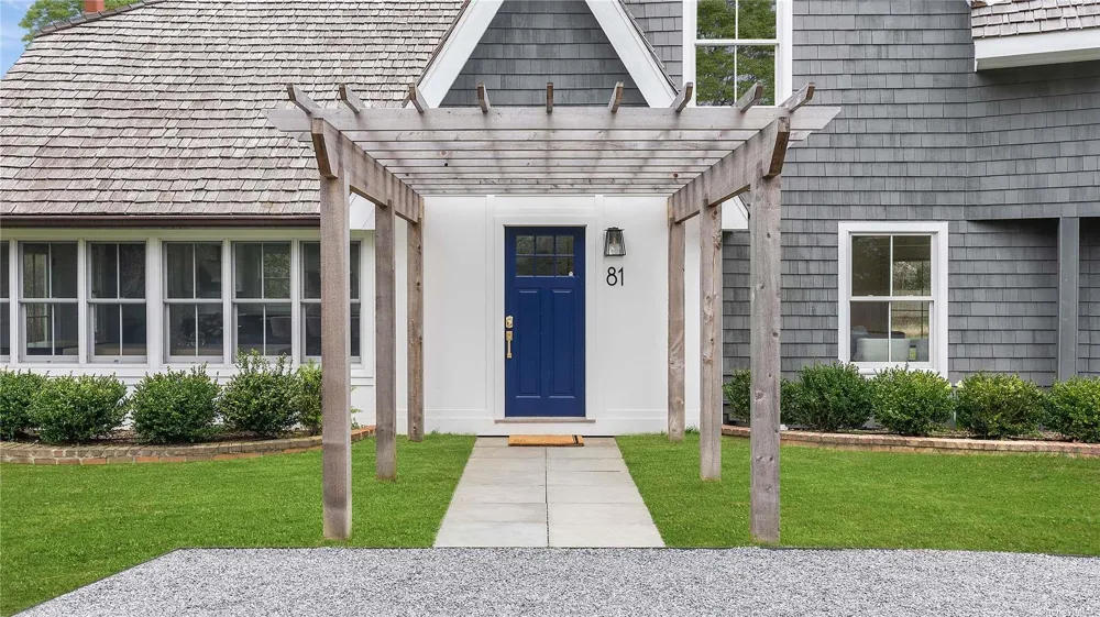 81 Skimhampton East Hampton, NY 11937