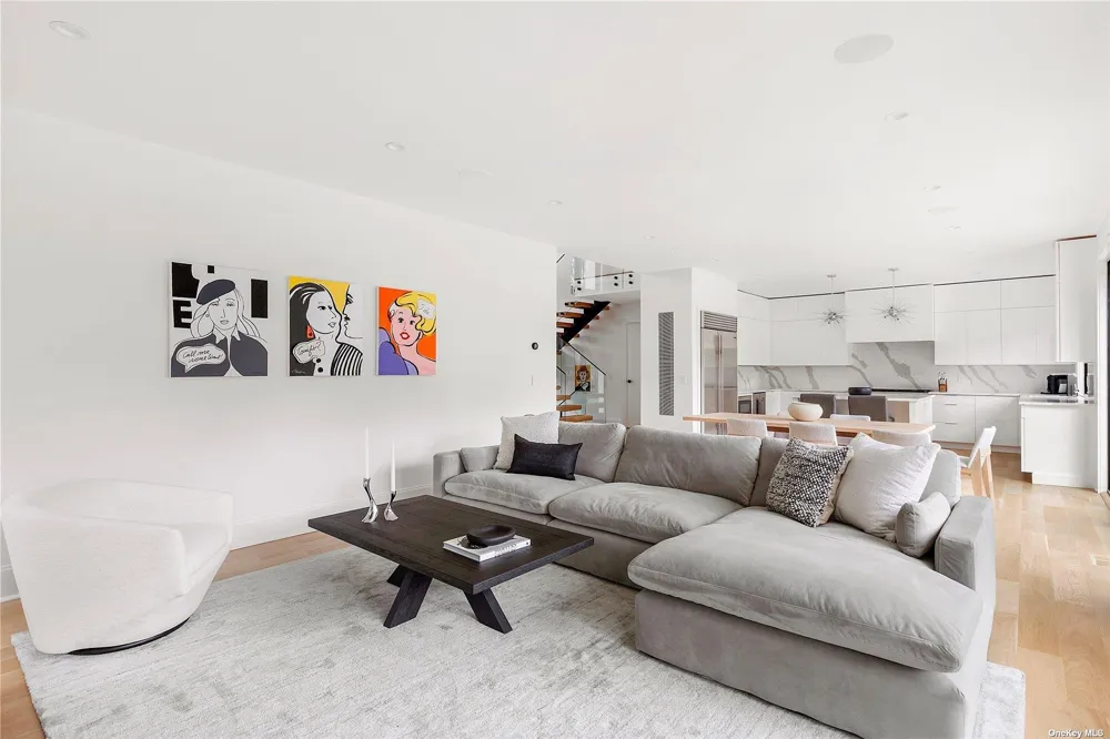 38 Sherrill East Hampton, NY 11937