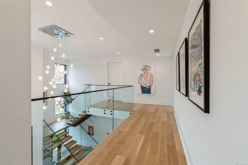 38 Sherrill East Hampton, NY 11937