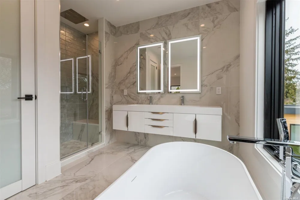 38 Sherrill East Hampton, NY 11937