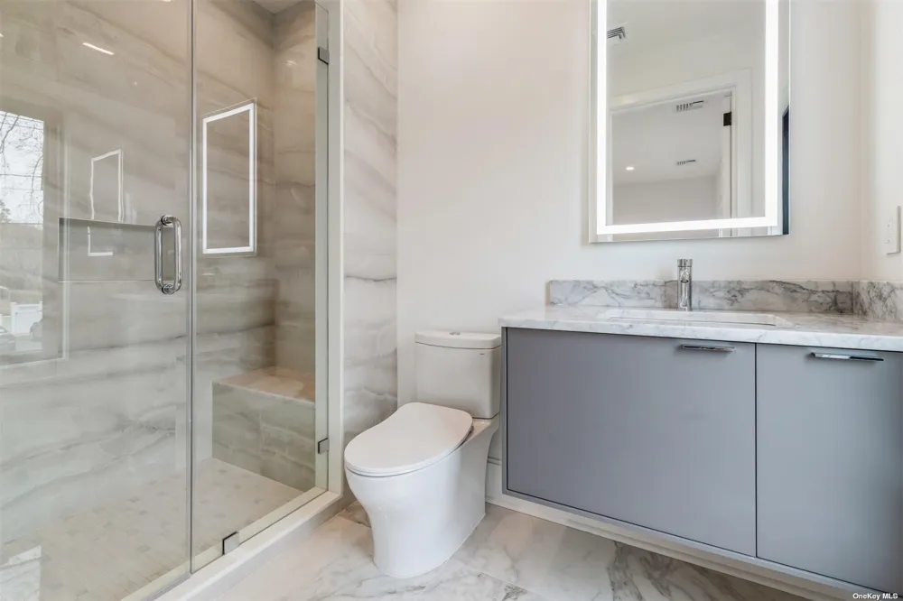 38 Sherrill East Hampton, NY 11937