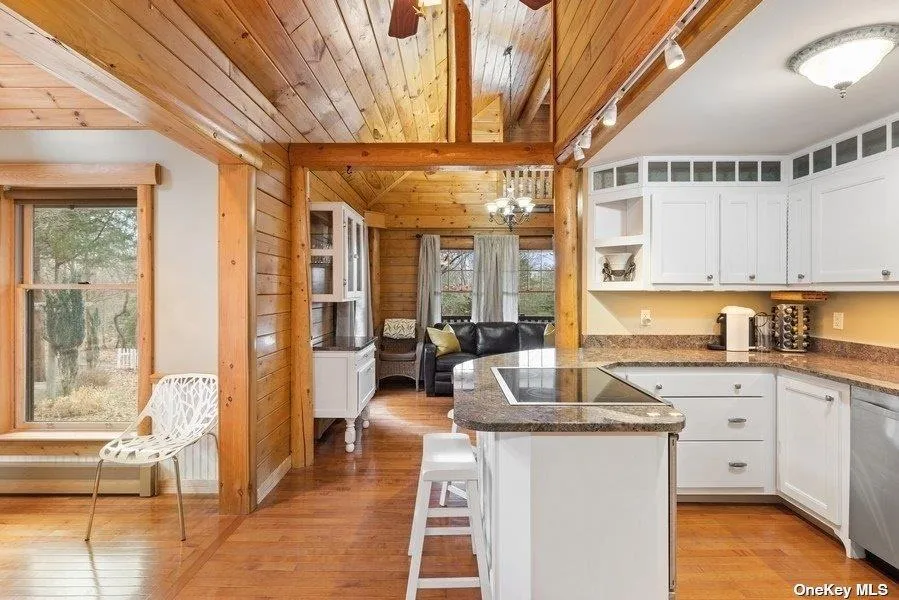 380 Private Road Southold, NY 11971