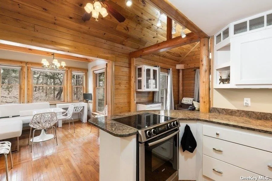 380 Private Road Southold, NY 11971