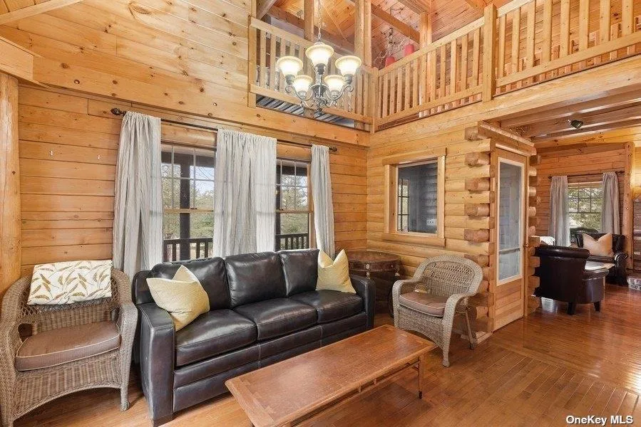 380 Private Road Southold, NY 11971