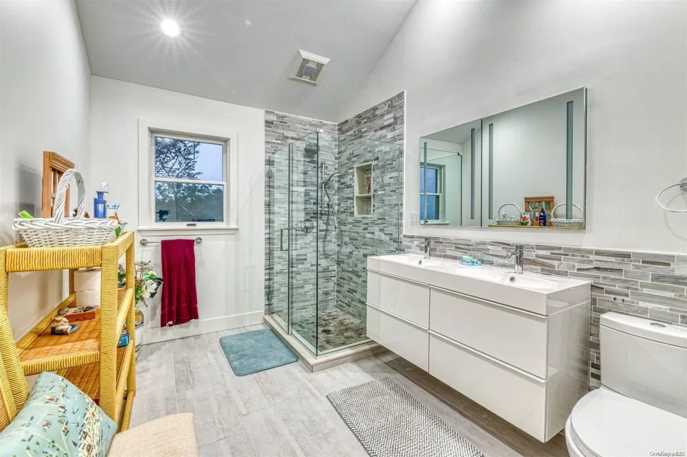 2430 Dignans Road Cutchogue, NY 11935