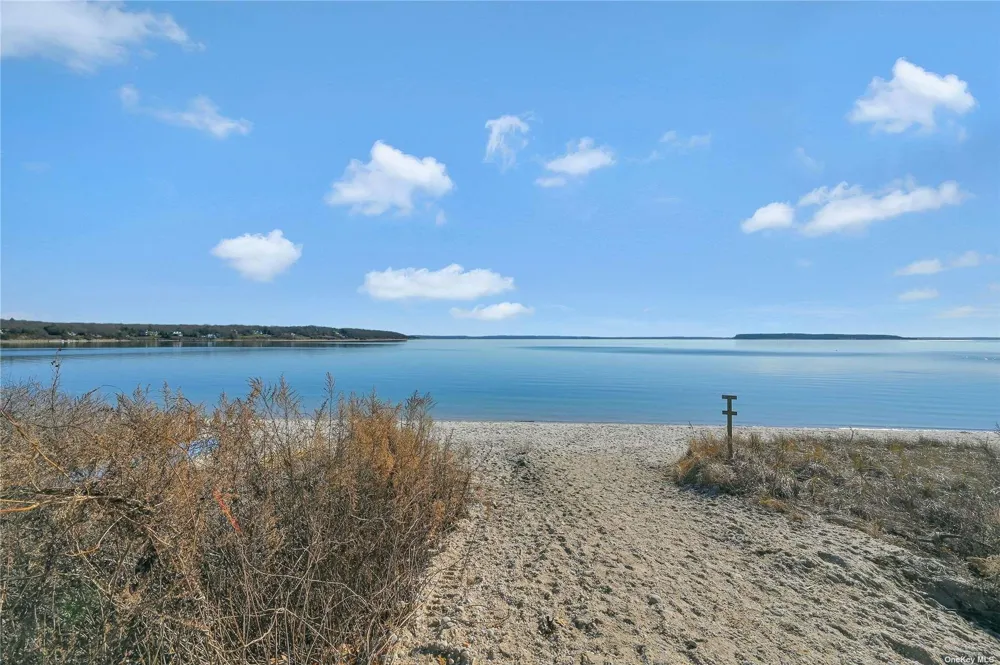 415 Southern Cross Cutchogue, NY 11935