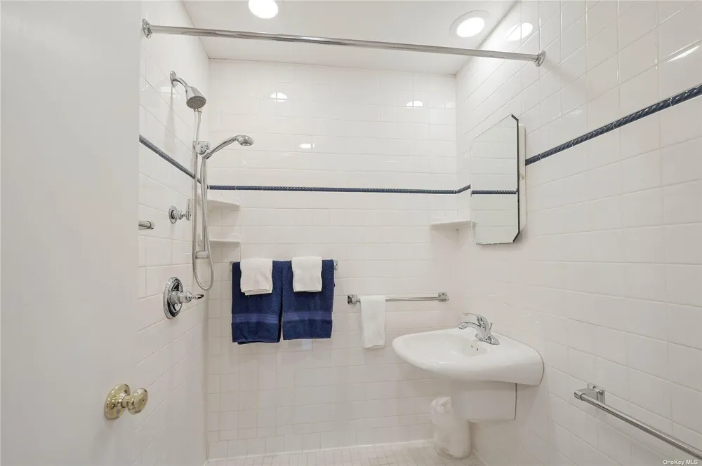 415 Southern Cross Cutchogue, NY 11935