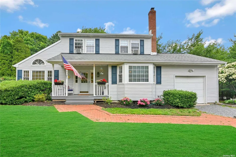 530 Stillwater Avenue Cutchogue, NY 11935