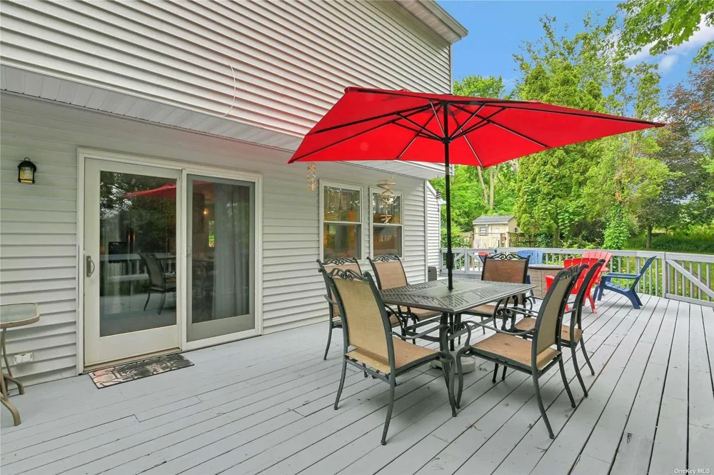 530 Stillwater Avenue Cutchogue, NY 11935