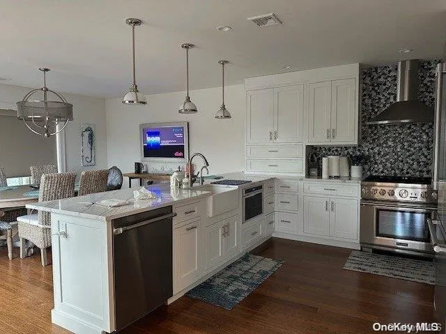 362 Surf Road Ocean Beach, NY 11770