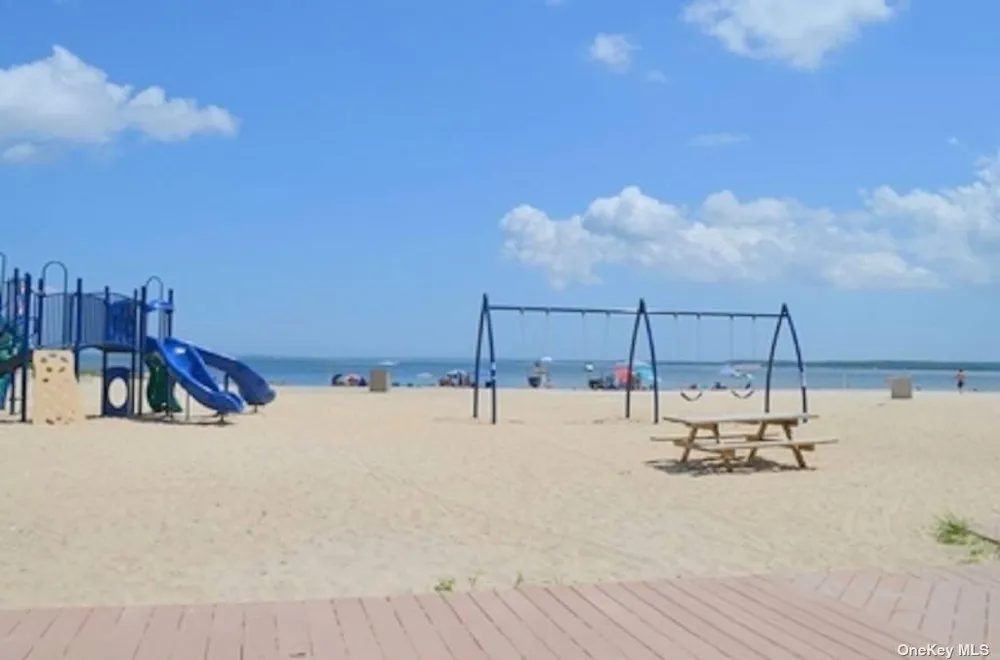 11 Beach Road Jamesport, NY 11947
