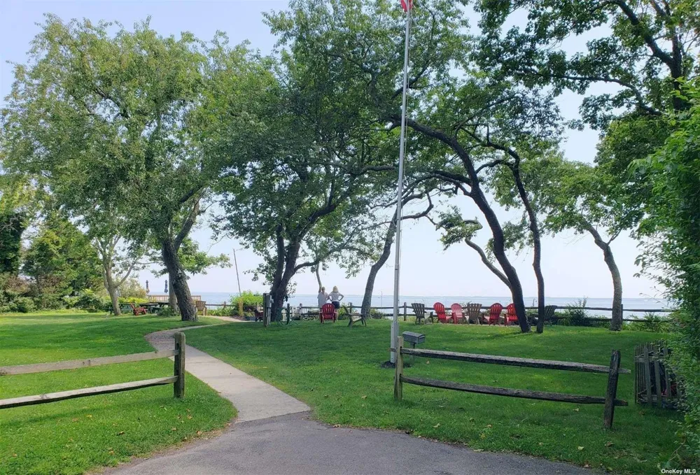 11 Beach Road Jamesport, NY 11947