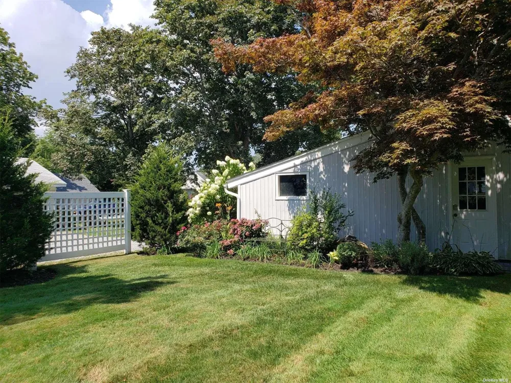 11 Beach Road Jamesport, NY 11947