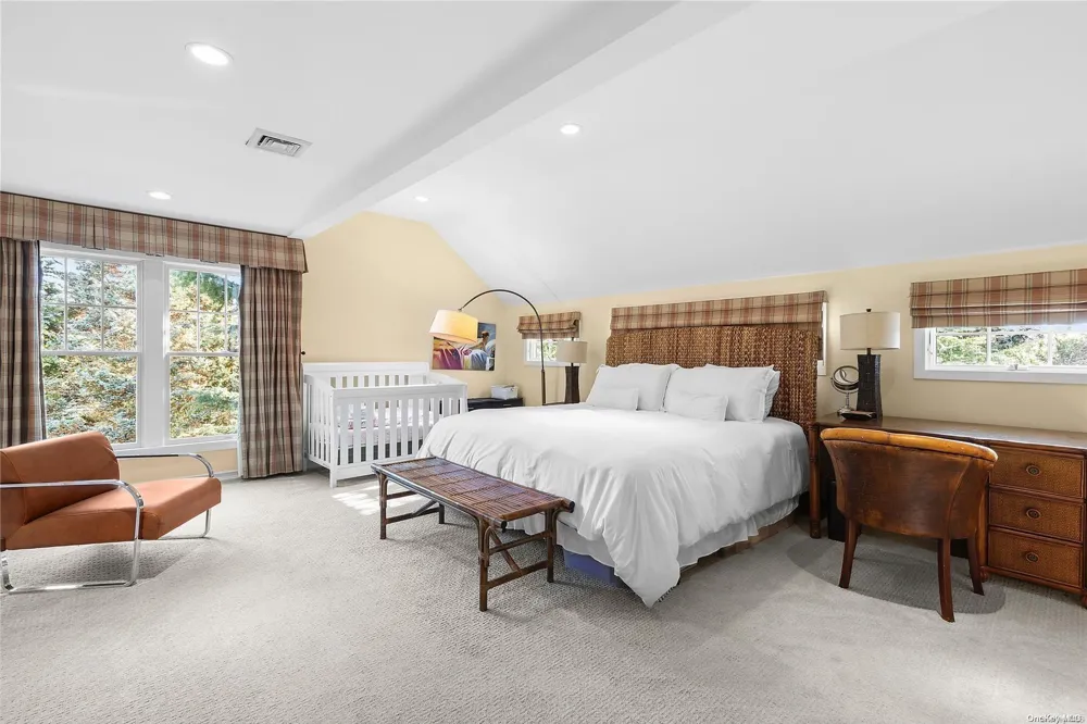 104 Union Avenue Center Moriches, NY 11934