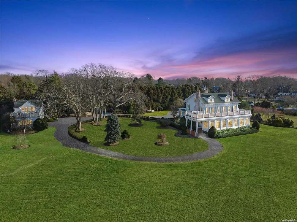 104 Union Avenue Center Moriches, NY 11934