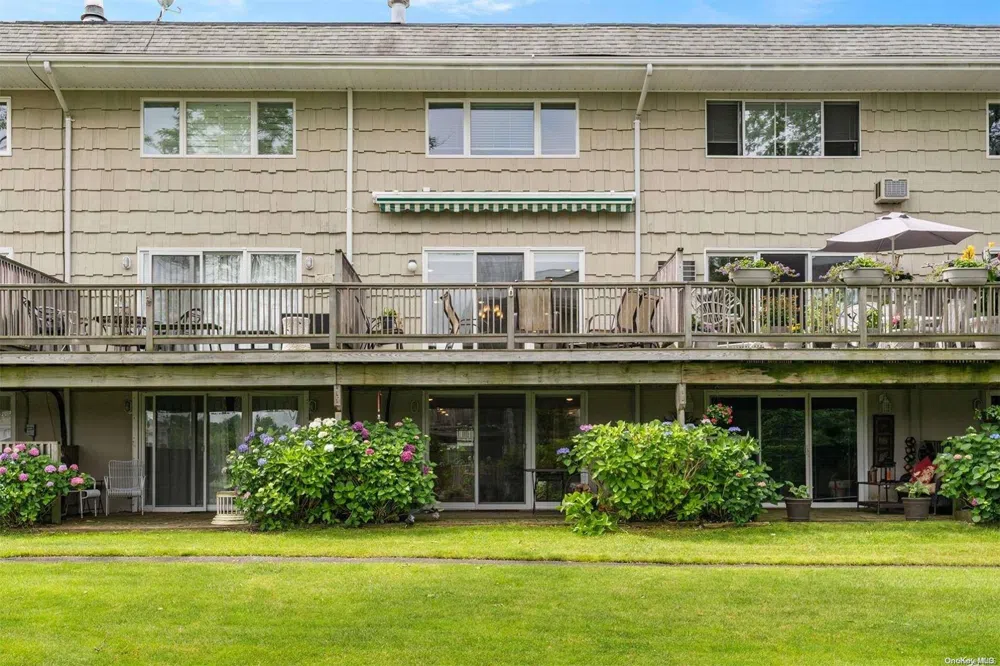3029 Mitchell Road Westhampton Beach, NY 11978