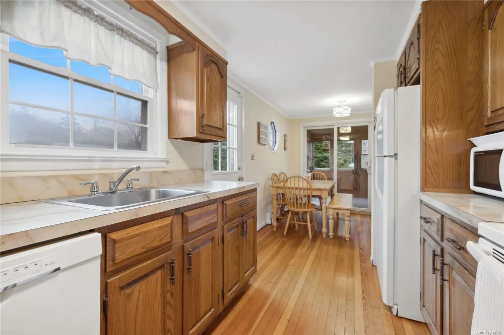 220 Fiddler Lane Greenport, NY 11944