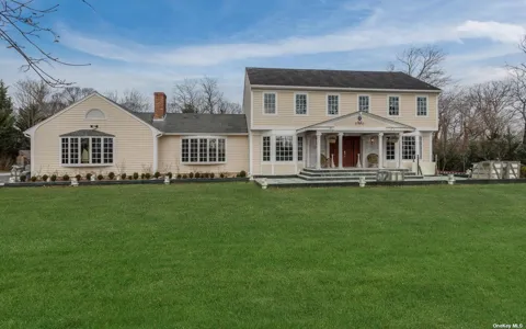 7 Old Field Road