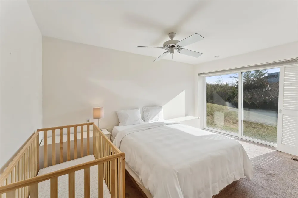 11 Watersedge Ct Westhampton Beach, NY 11978