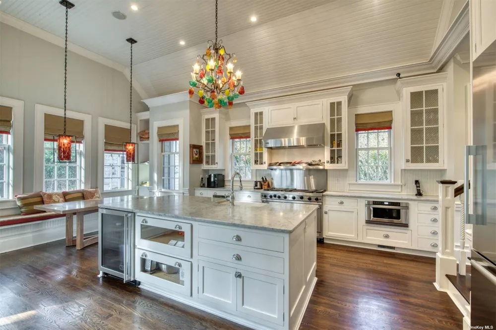 115 Toylsome Lane Southampton, NY 11968