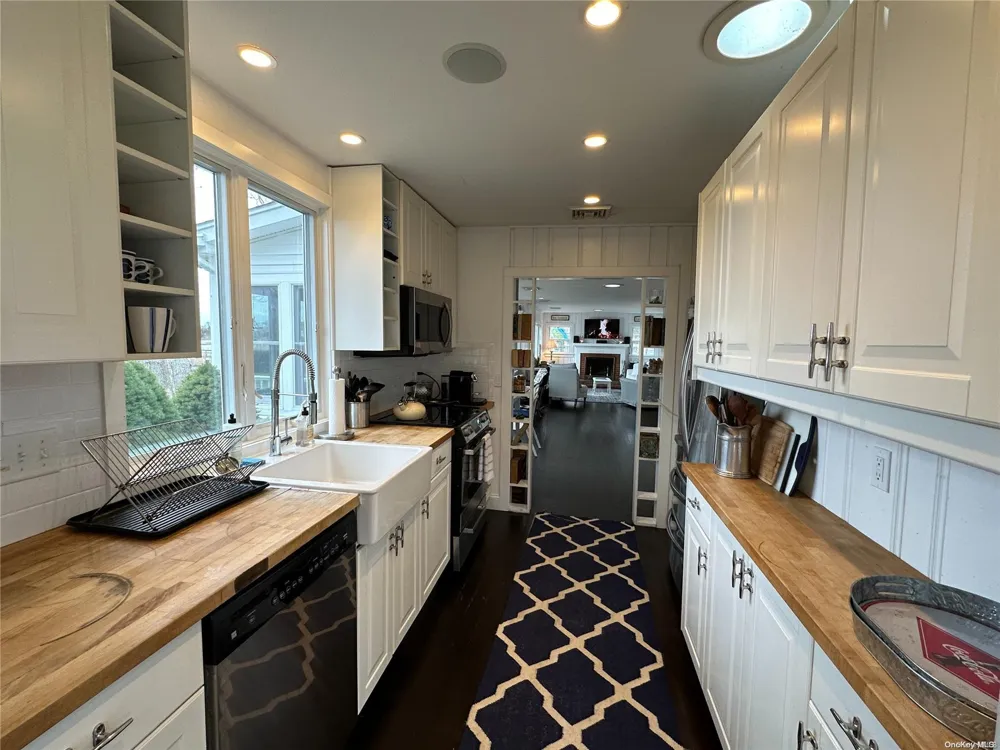 1100 Pine Avenue Southold, NY 11971