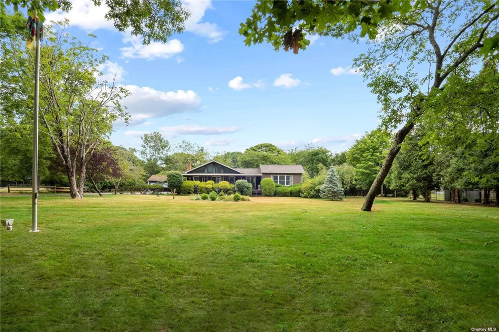 300 Marion Place East Marion, NY 11939