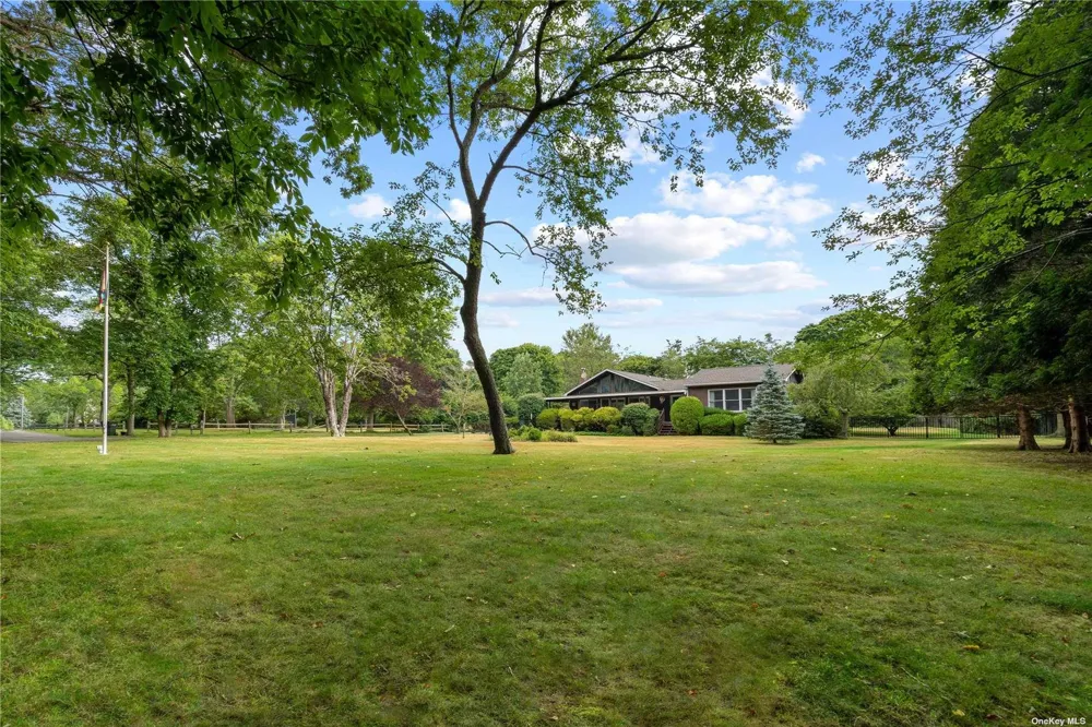 300 Marion Place East Marion, NY 11939