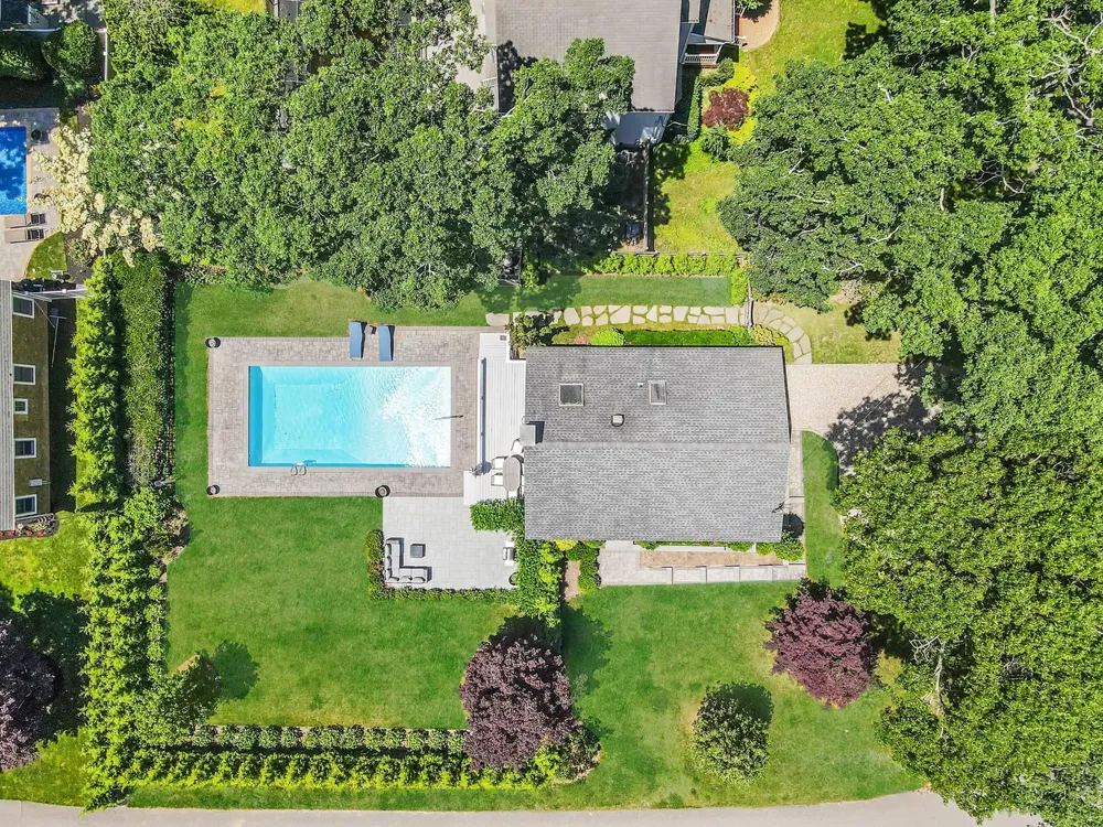 3 Crestview Drive Remsenburg, NY 11960