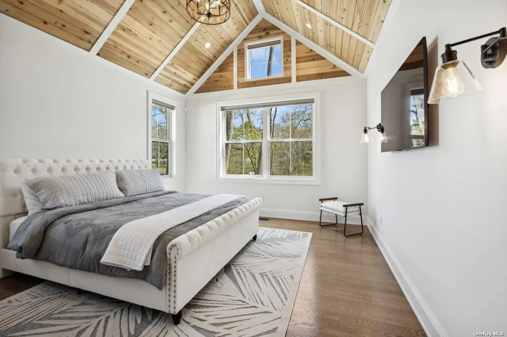 910 Glenn Road Southold, NY 11971