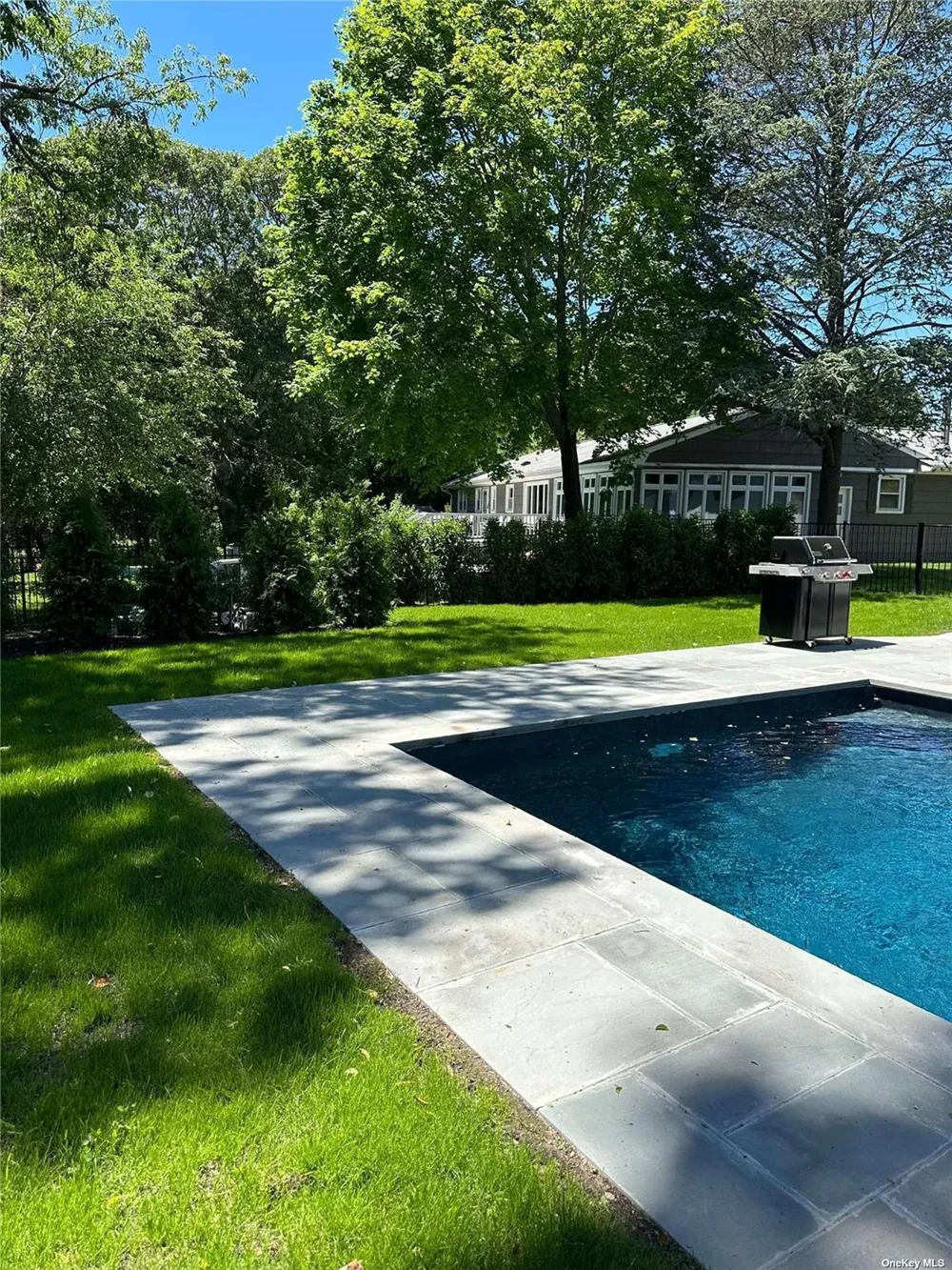 910 Glenn Road Southold, NY 11971