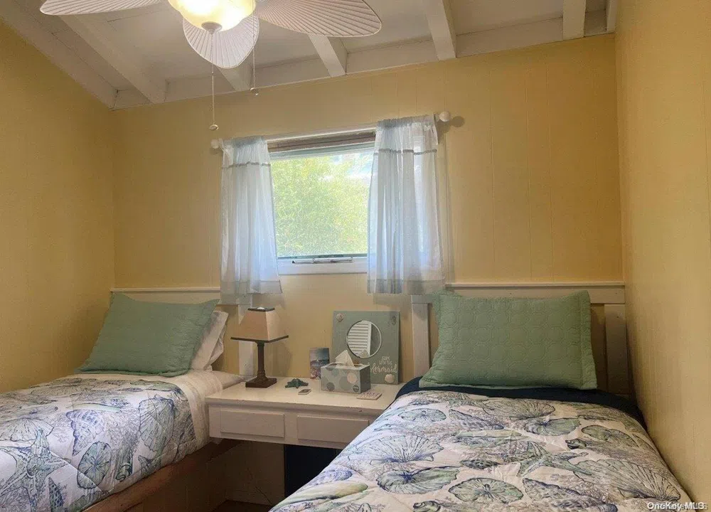 892 Evergreen Walk Ocean Beach, NY 11770