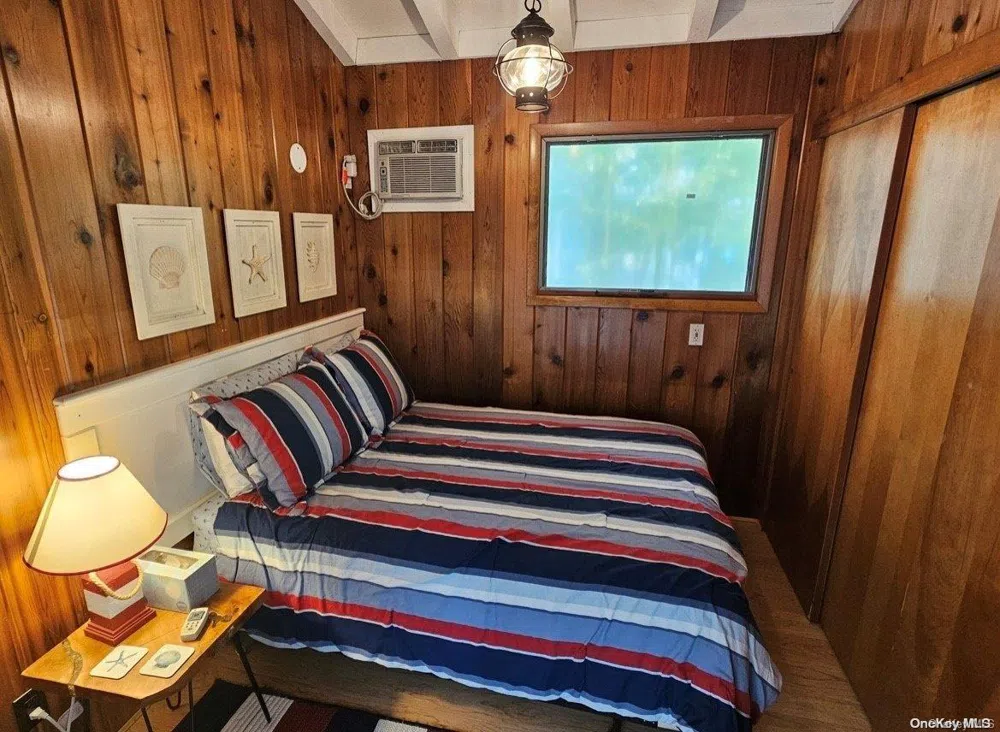 892 Evergreen Walk Ocean Beach, NY 11770