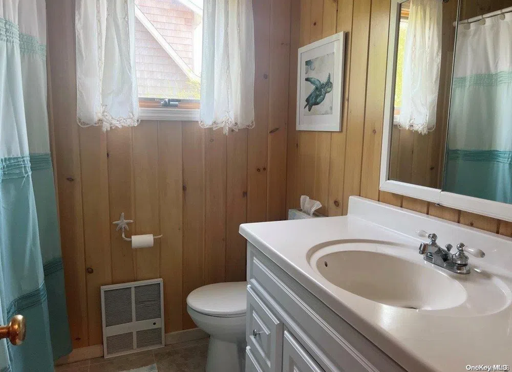 892 Evergreen Walk Ocean Beach, NY 11770