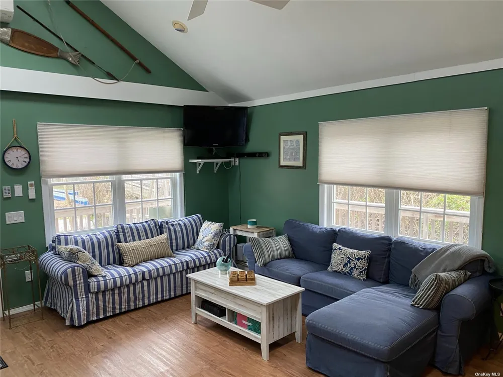 182 Cottage Walk Ocean Beach, NY 11770