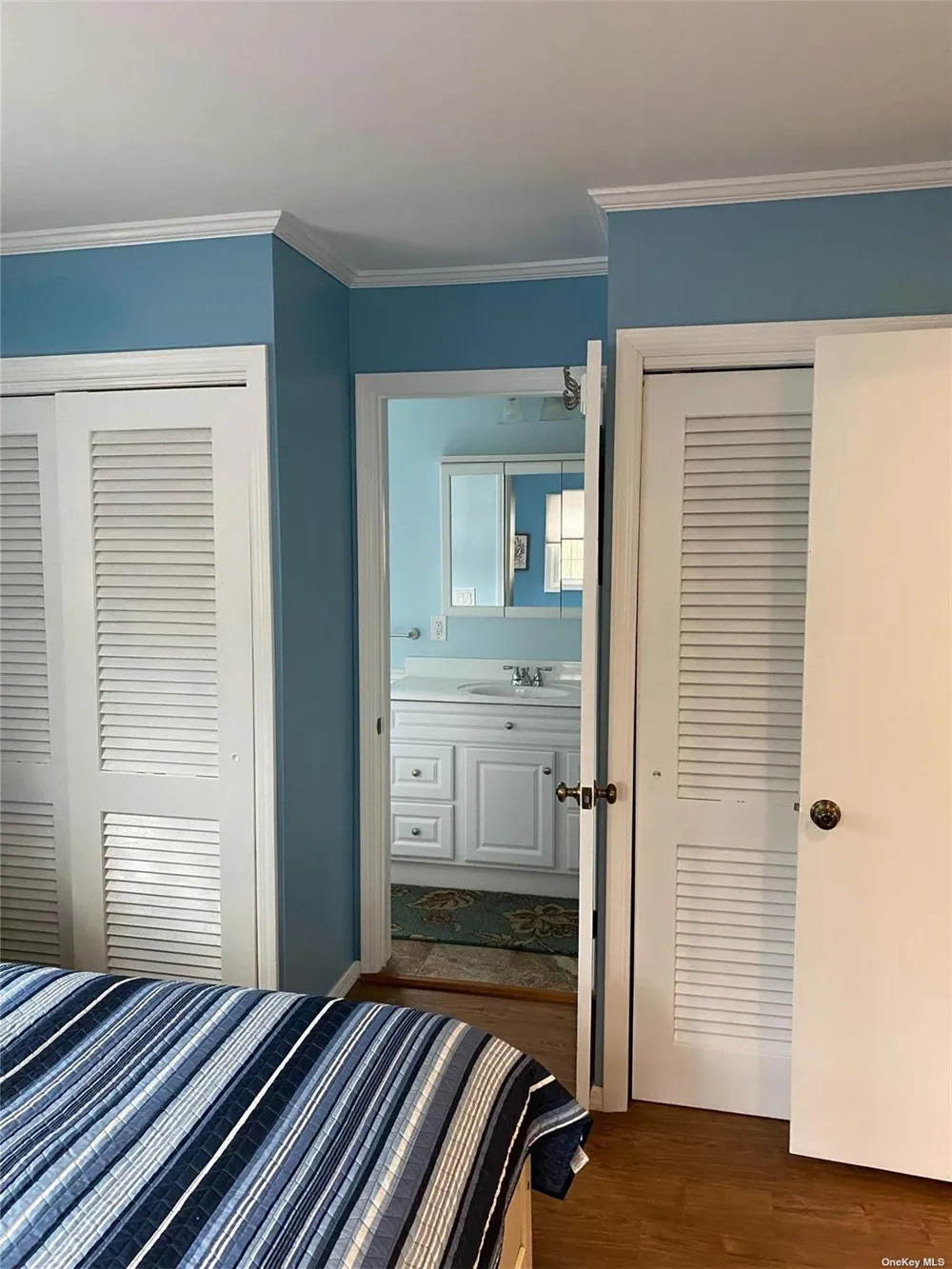 182 Cottage Walk Ocean Beach, NY 11770