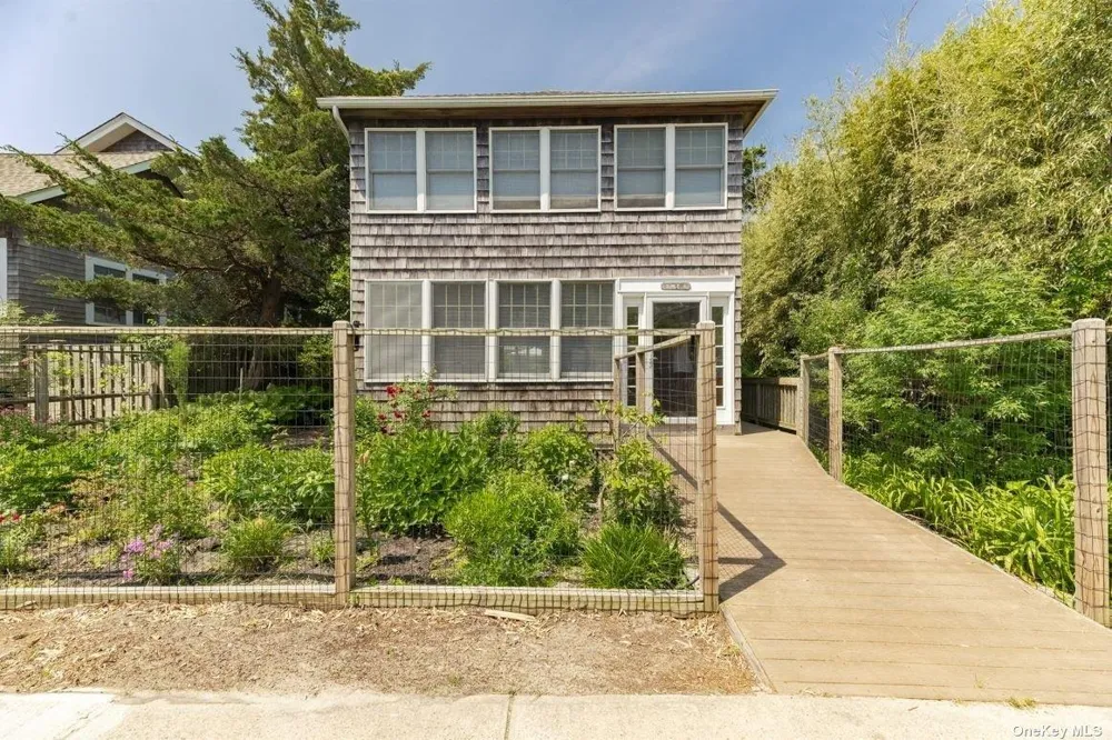 993 Surfview Walk Ocean Beach, NY 11770