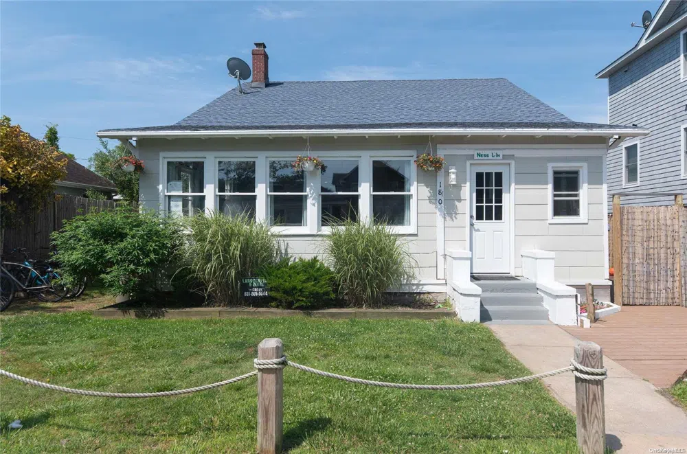 180 Cottage Walk Ocean Beach, NY 11770