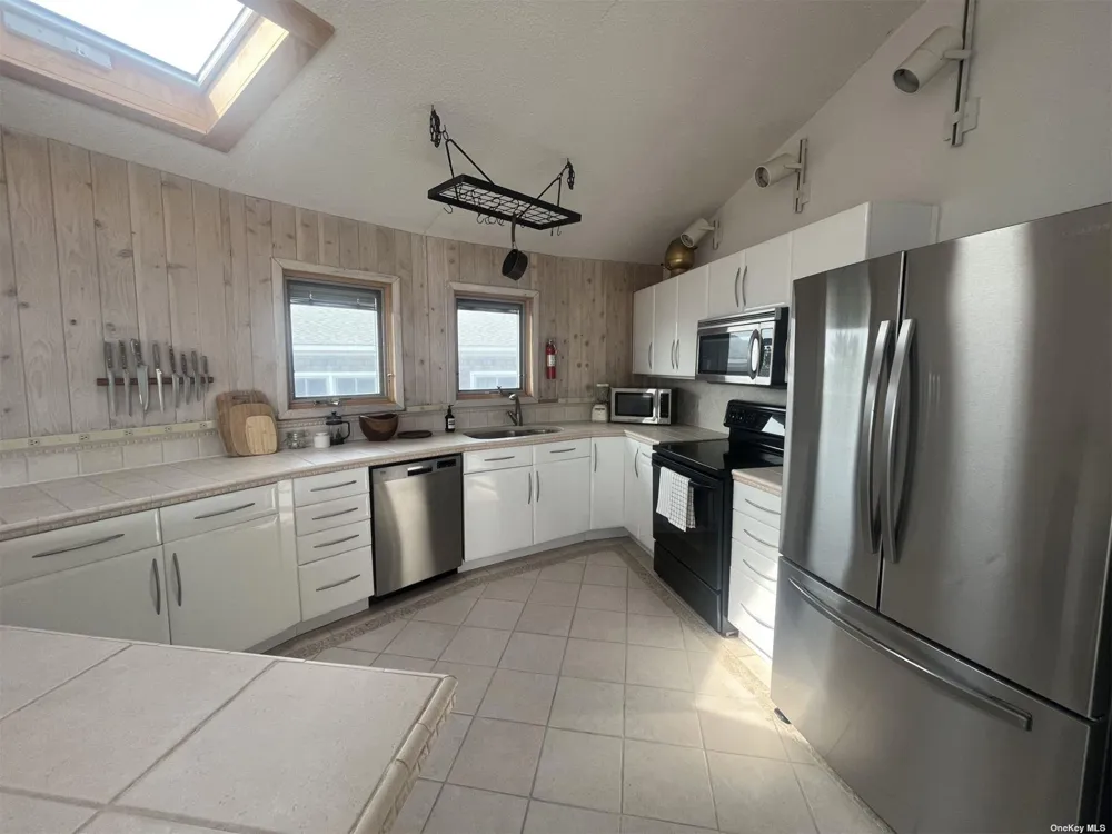 85 Bungalow Walk Ocean Beach, NY 11770