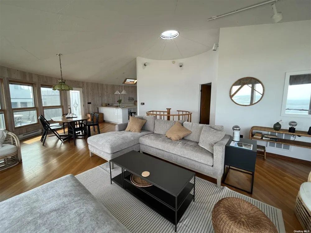 85 Bungalow Walk Ocean Beach, NY 11770