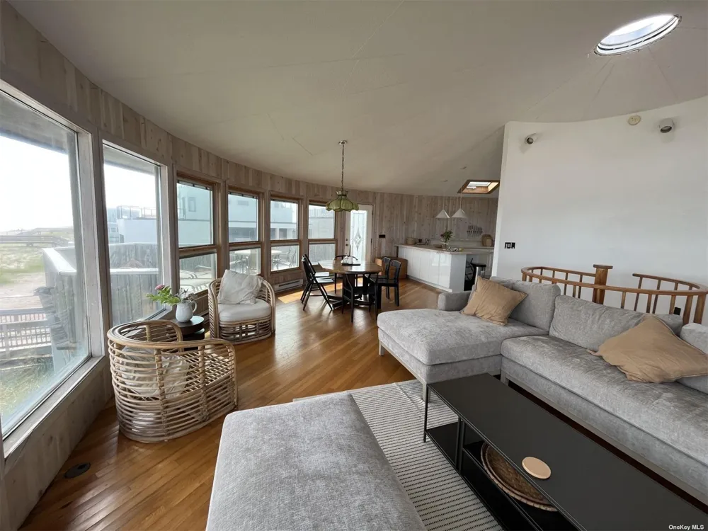 85 Bungalow Walk Ocean Beach, NY 11770