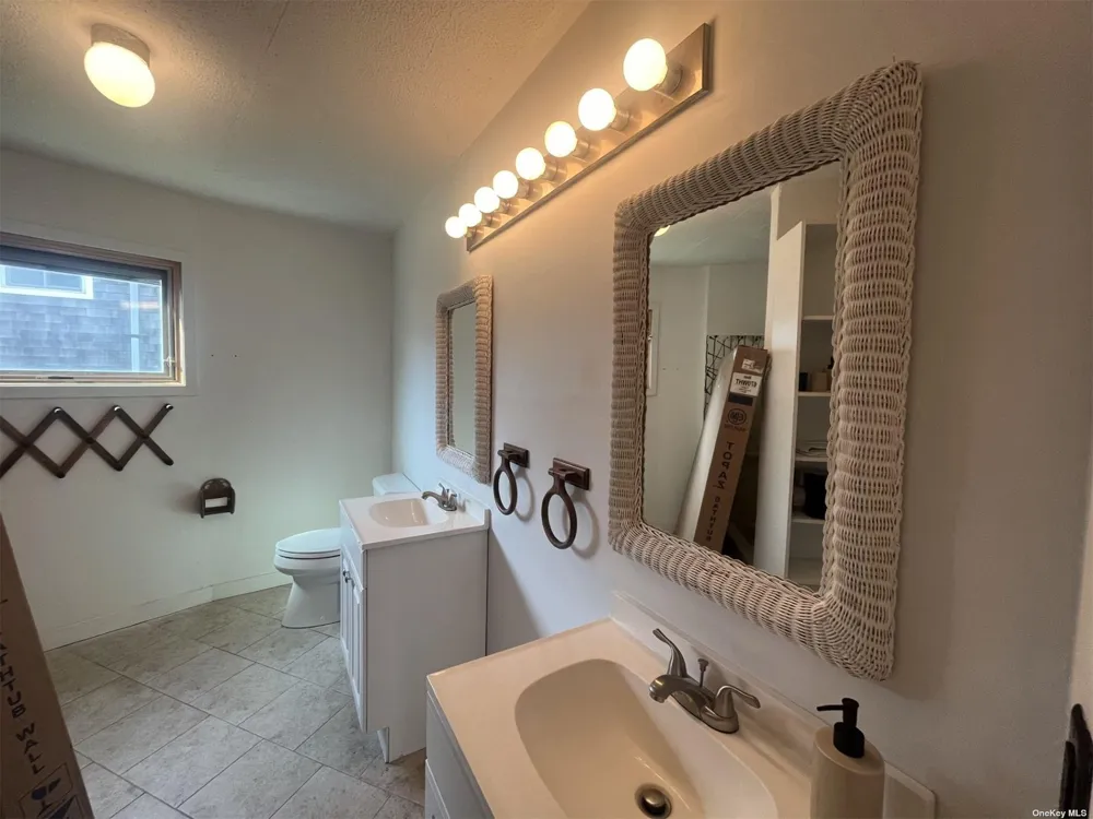 85 Bungalow Walk Ocean Beach, NY 11770