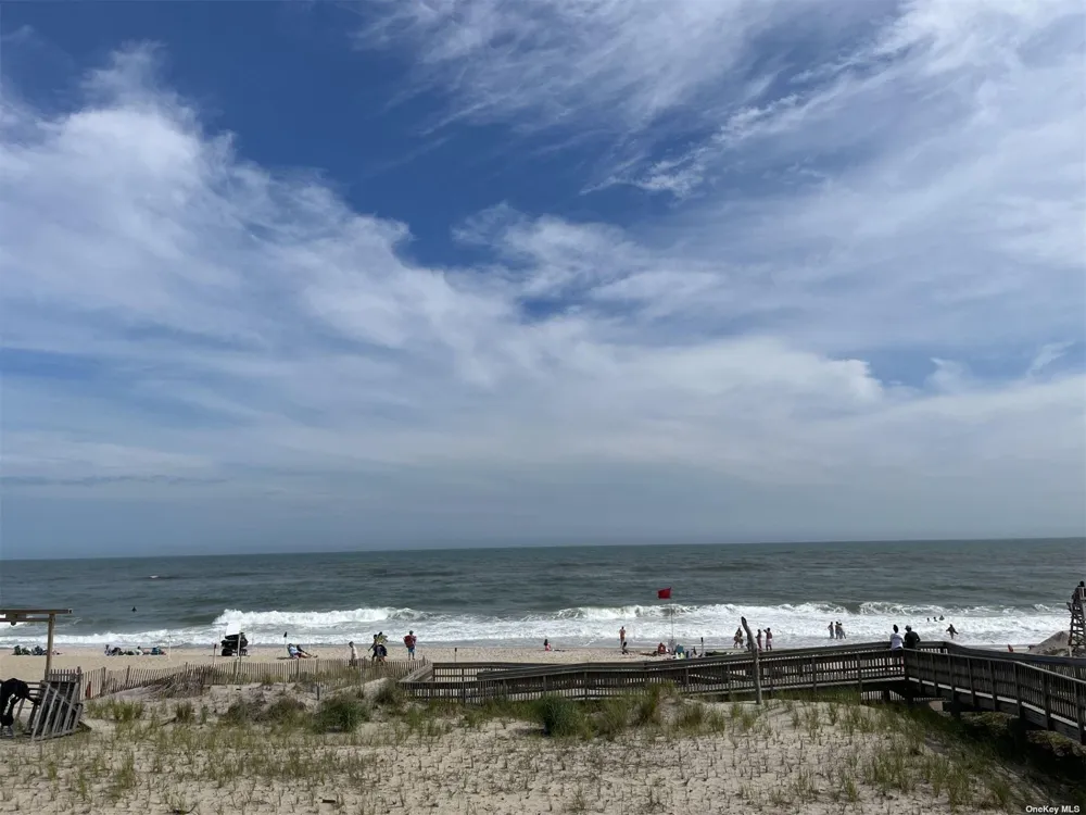 85 Bungalow Walk Ocean Beach, NY 11770