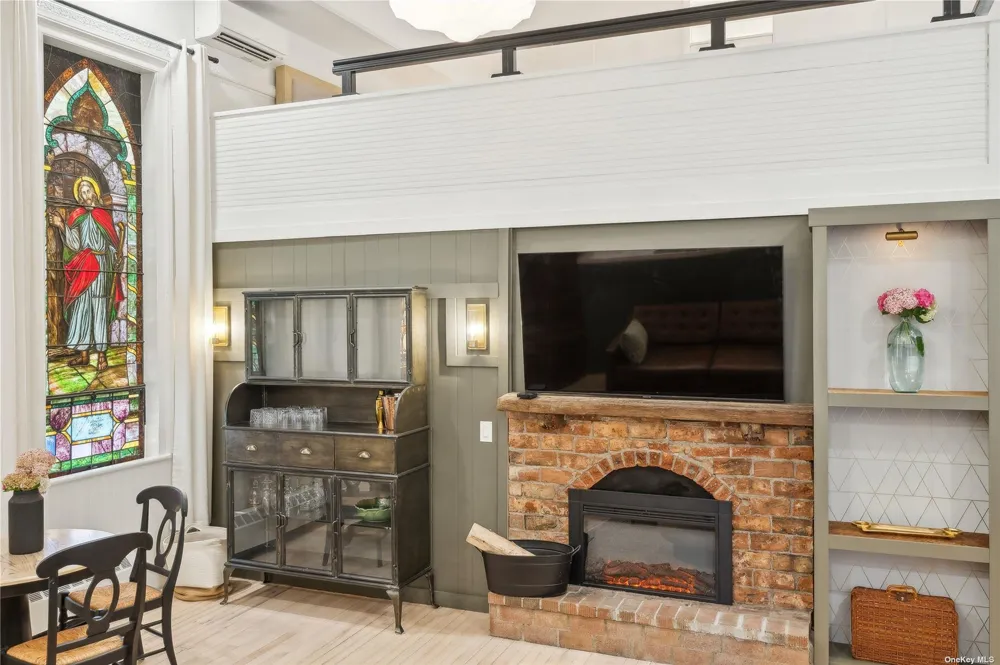 248 5th Avenue Greenport, NY 11944