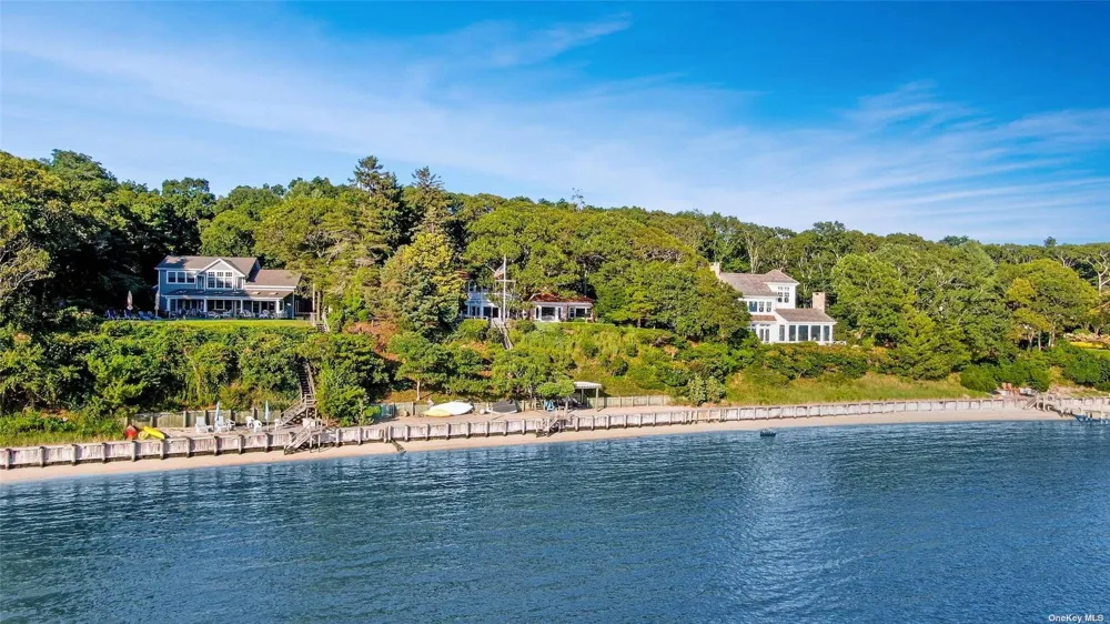 930 W Cove Road Cutchogue, NY 11935