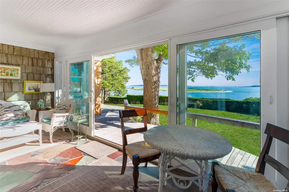 930 W Cove Road Cutchogue, NY 11935