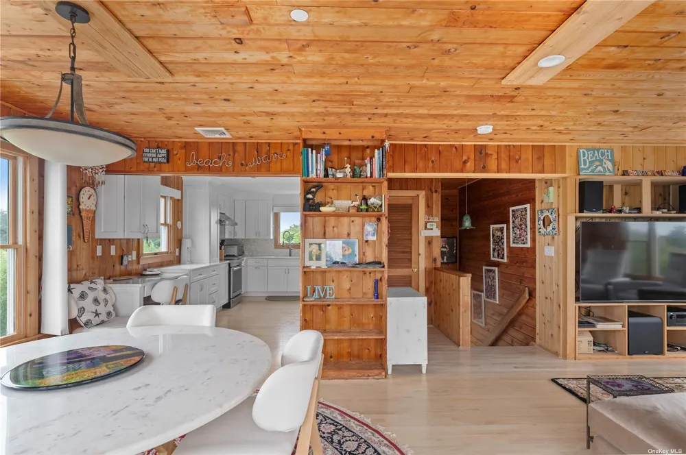 32 Schooner Walk Ocean Beach, NY 11770