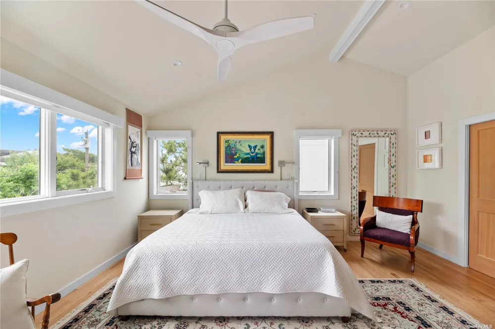 32 Schooner Walk Ocean Beach, NY 11770